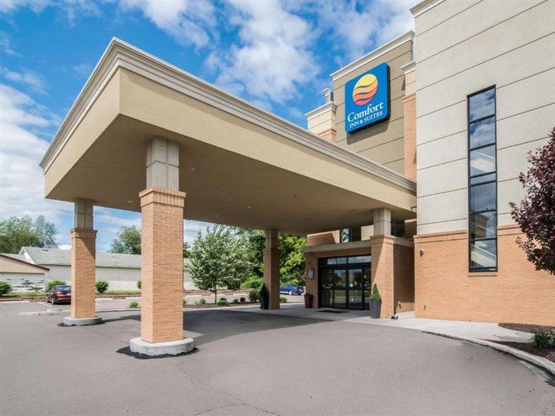 Hotel Comfort & 3*