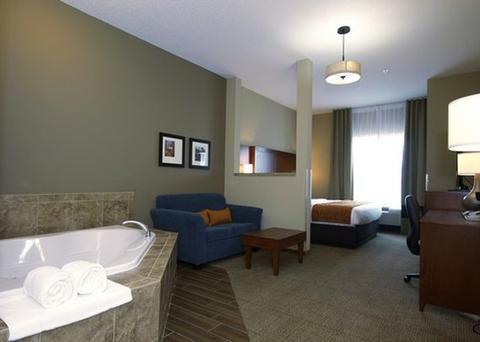 Hotel Comfort & Sayre