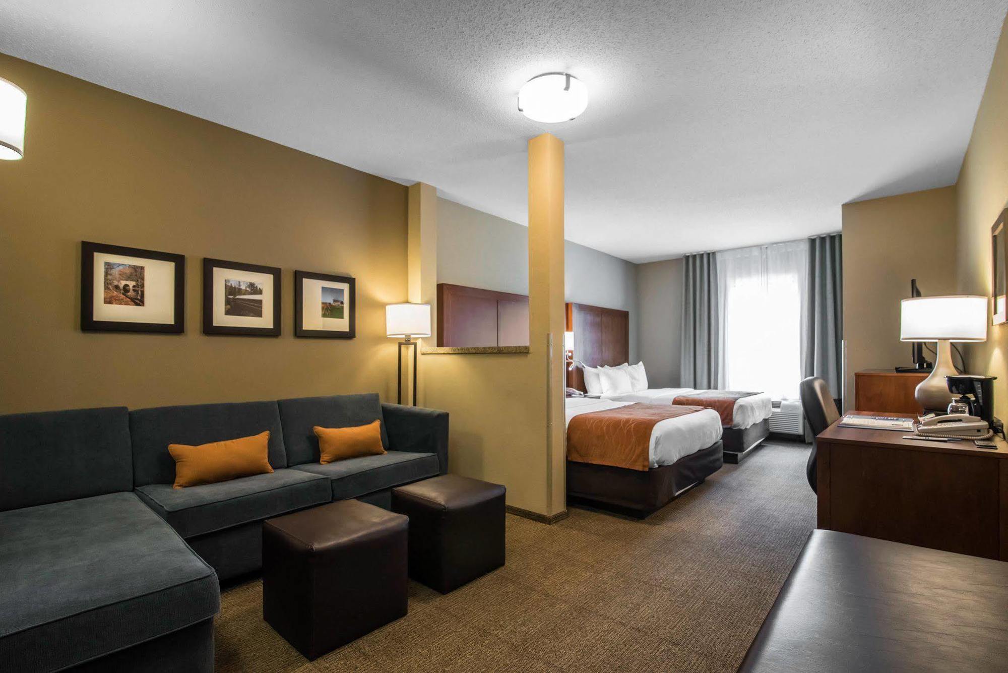 Hotel Comfort & 3*